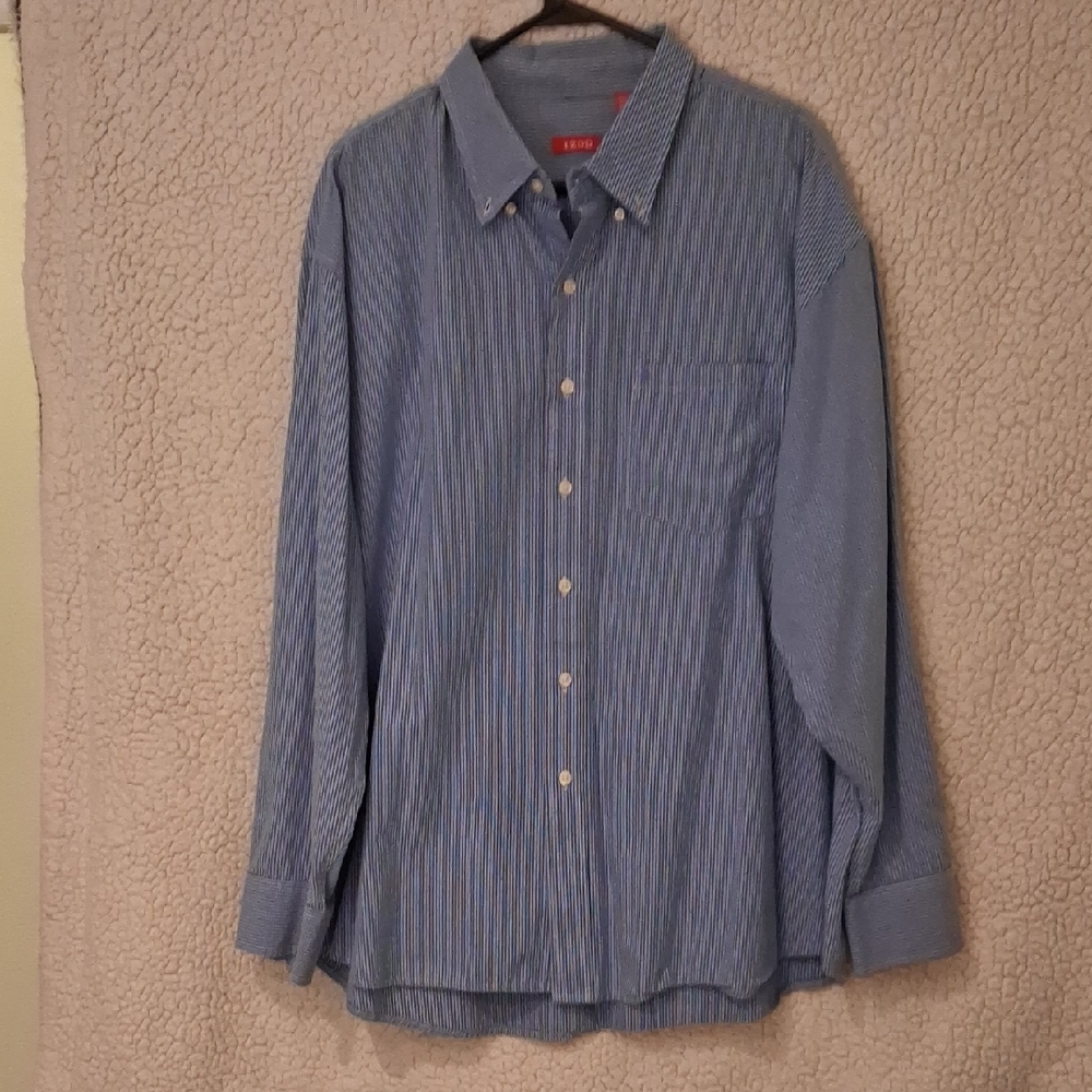 Izod Men's Casual Blue and White Button Down Shirt